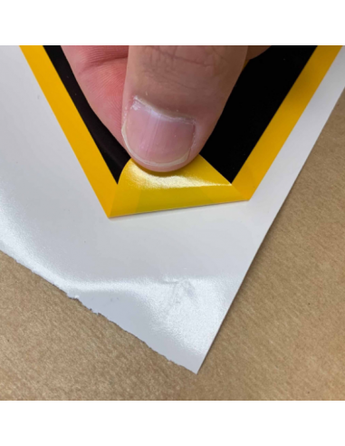 Sticker met tekst waarschuwing lage temperaturen, materiaal sticker