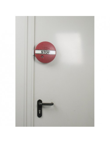 GfS DEXCON raam- en deuralarm, rood bevestigd aan deur