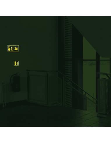 Extra lichtgevende brand richtingspijl sticker schuin, ISO 7010, A045R, rood wit, symbool schuine pijl, vierkant