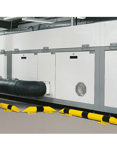 Stootbalk met schuine afloop, geel zwart