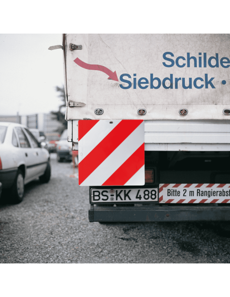 Rood witte markering vrachtwagen - retroreflecterende folie