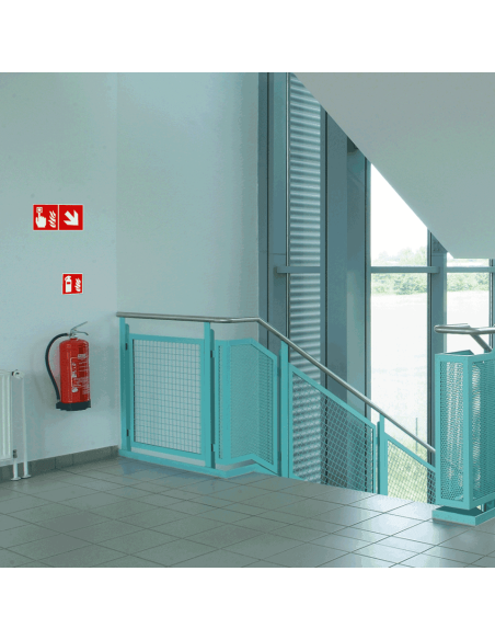 Extra lichtgevende brand richtingspijl sticker schuin, ISO 7010, A045R, rood wit, symbool schuine pijl, vierkant