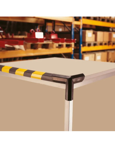 MORION buitenhoek stootrand - driebenig - rond - zelfklevend - zwart 3