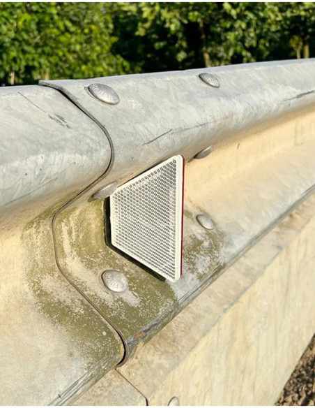 Geleiderailreflector trapezium rood/wit kopen? Bestel nu!