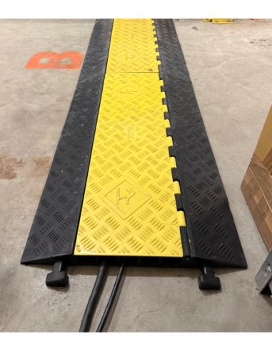 MAX kabelbrug 5 kanalen (5 x 35 x 35 mm), rubber met gele deksel kopen? Bestel nu!