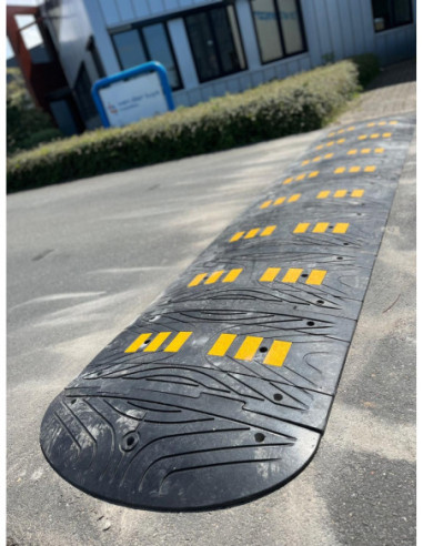 HEAVY verkeersdrempel voor vrachtwagens 7 cm hoog kopen? Bestel nu!