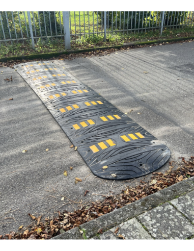 HEAVY verkeersdrempel voor vrachtwagens 5 cm hoog kopen? Bestel nu!