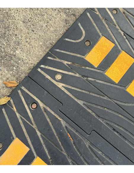 HEAVY verkeersdrempel voor vrachtwagens 5 cm hoog kopen? Bestel nu!