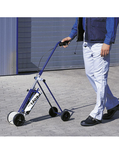 Profi Line markeerwagen vier wielen op parkeerplaats